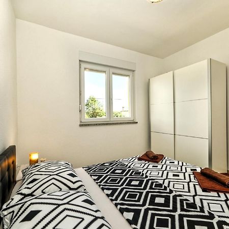 Apartment Una Pula Exteriér fotografie